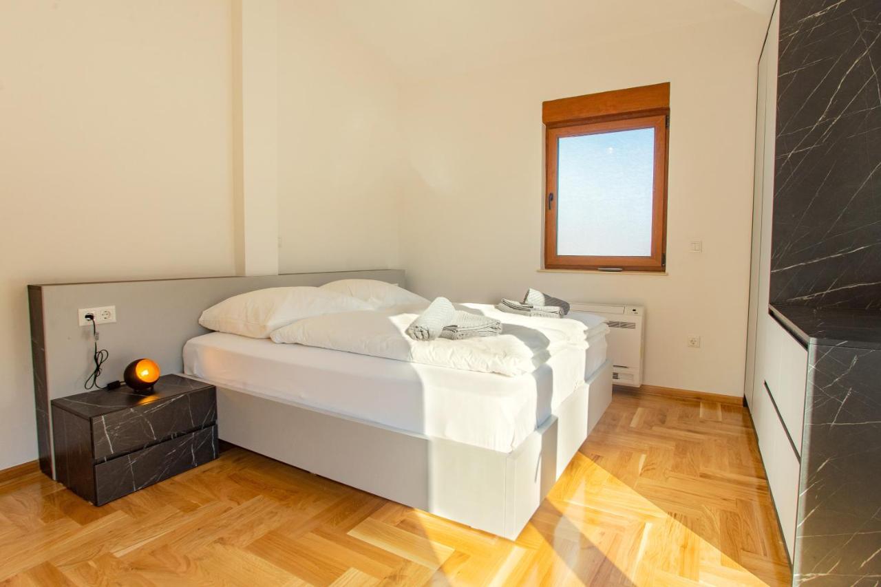 Exclusive Penthouse Old Town With Sauna And Jacuzzi Mostar Eksteriør bilde
